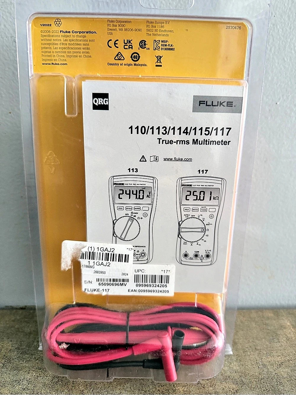 Fluke 117 True RMS Multimeter True RMS Multimeter NWT - Picture 3 of 3